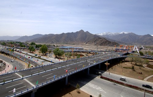 西藏規模最大的環保型砂石系統建設運行!