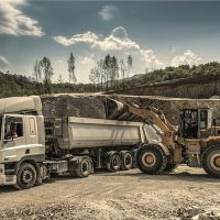 8人死亡 3人受傷！砂石運輸事故頻發 各生產企業注意安全